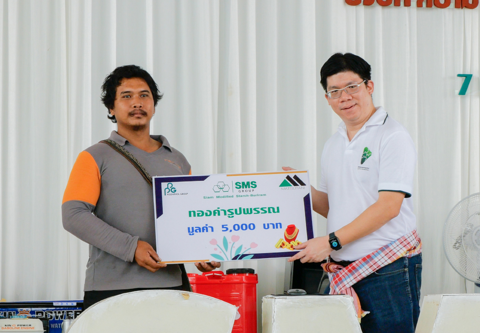 Mr. Natdanai Wanglee at Farmer Membership Day.jpg