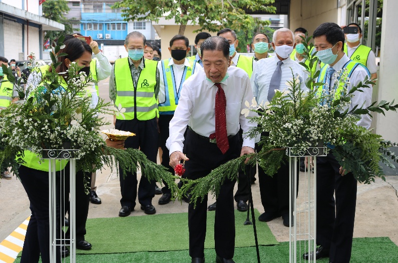 Tissue Culture Opening.jpg